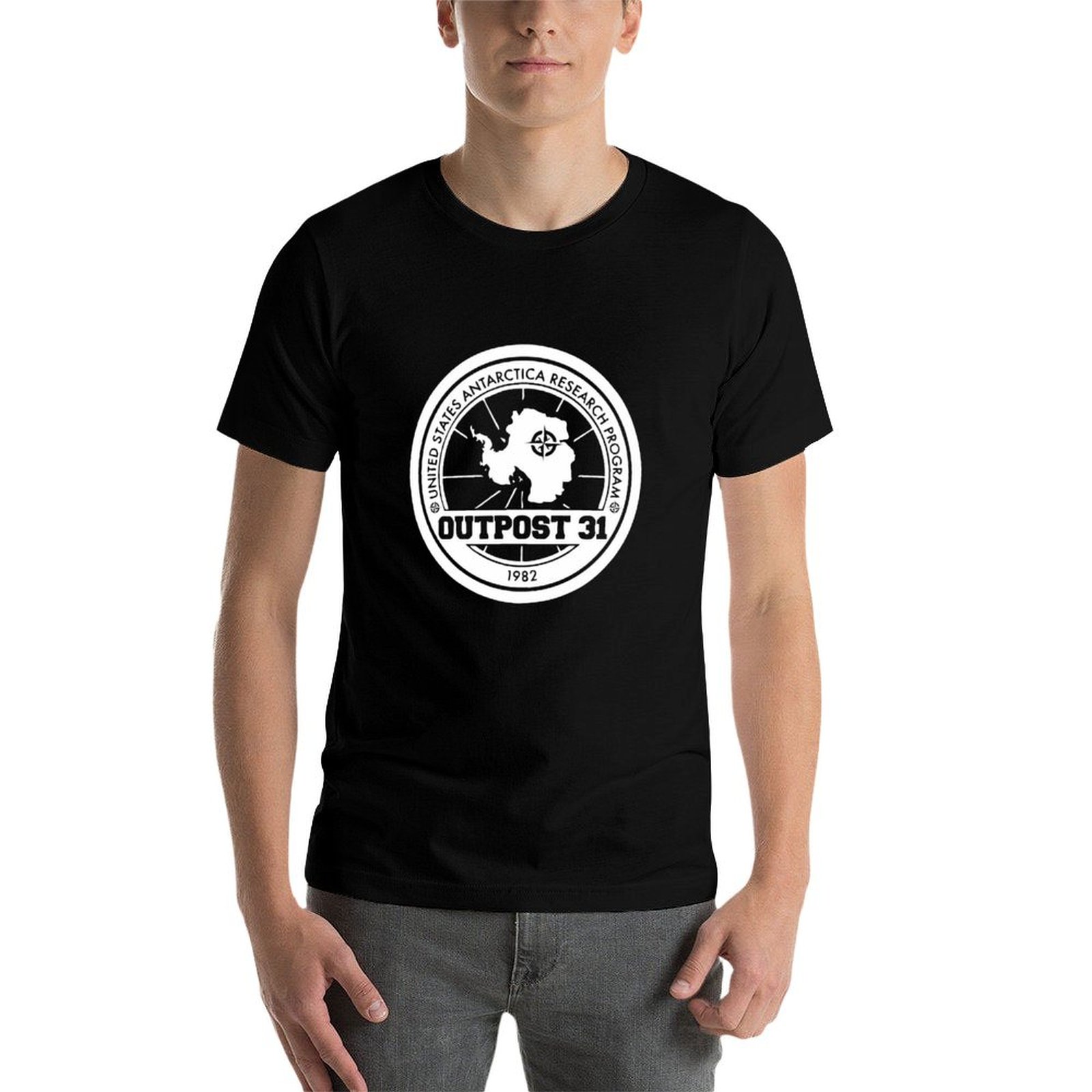 Outpost 31 Logo MERCHANDISE T- - Anime Merchandise Logo recensie en prijs